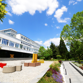 1799730-copy_280x280_crop_478b24840a